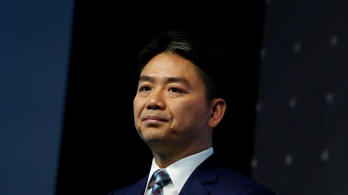FILE PHOTO: JD.com founder Richard Liu attends a business forum in Hong Kong, China June 9, 2017. REUTERS/Bobby Yip/File Photo