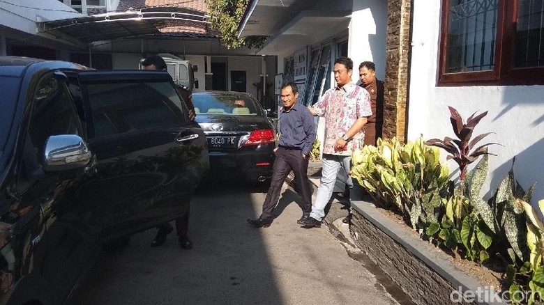 Dirut PD BPR Bank Salatiga Jadi Tersangka Kasus Korupsi Dirut PD BPR Bank Salatiga Jadi Tersangka Kasus Korupsi