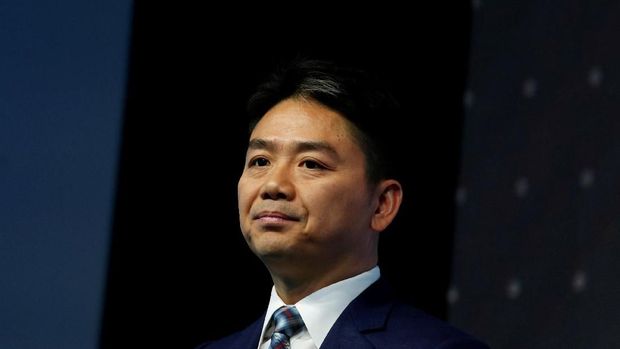 FILE PHOTO: JD.com founder Richard Liu attends a business forum in Hong Kong, China June 9, 2017. REUTERS/Bobby Yip/File Photo