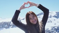 Traveler, Nan mengirim rasa cinta nih dari Kota Gstaad di Swiss. Semoga energi positif Asian Games 2018 menular ke semua orang ya Nan! (Instagram/@thatdao_naldo)