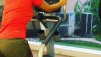Tampaknya Sibad, sapaan akrabnya, gemar nge-gym. Foto: Instagram/sitibadriah