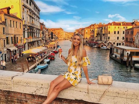 Posting Foto Penuh Kepalsuan, Blogger Cantik Ini Dapat Ancaman Kematian