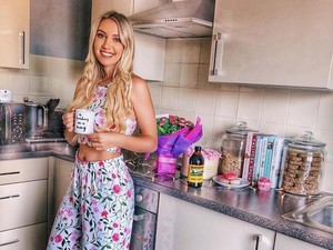 Posting Foto Penuh Kepalsuan, Blogger Cantik Ini Dapat Ancaman Kematian