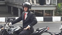 Stuntman Jokowi naik moge saat opening Asian Games 2018 akhirnya terkuak juga. Ia bernama Suddum So. (Instagram @suddum)