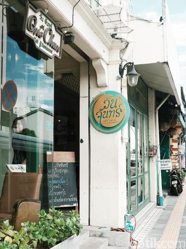 Mengunjungi Kafe Bergaya Vintage di Phuket yang Instagram-able