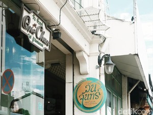 Mengunjungi Kafe Bergaya Vintage di Phuket yang Instagram-able