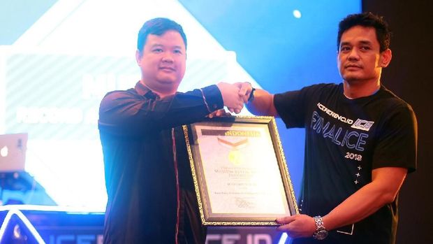 99 DJ Indonesia Sukses Panaskan Lantai Dansa dan Pecahkan Rekor MURI