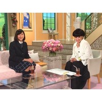 Masih berusia 18 tahun terlihat pula penampilan Rikako Ikee mengenakan busana seragam sekolah. Foto: Instagram @ikee.rikako