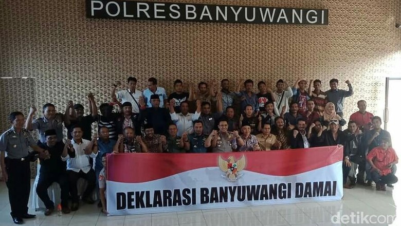 Ini Hasil Mediasi Pro dan Kontra 2019GantiPresiden di Banyuwangi Ini Hasil Mediasi Pro dan Kontra 2019GantiPresiden di Banyuwangi