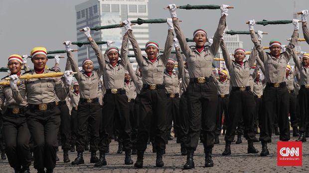 Basaria dan Korban Mako Brimob Dapat Penghargaan Tokoh Polwan