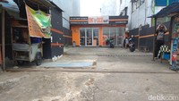 Sayangnya posisi gerai agak menjorok ke dalam sehingga tidak mudah terlihat.
