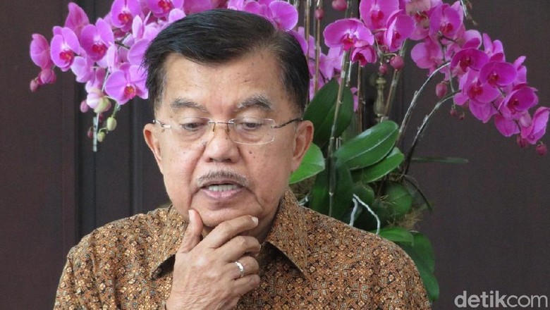 JK Ungkap Cerita Nongol di Tik Tok Cucunya JK Ungkap Cerita Nongol di Tik Tok Cucunya