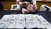 Nilai tukar dolar AS menyentuh level terendah sejak krisis moneter 1998.