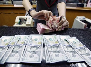 Rupiah Lemah Bikin APBN Untung atau Rugi? Ini Kata Sri Mulyani