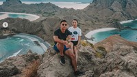 Mereka kerap mengunggah foto-foto kecenya kala menikmati alam NTB. Dok. Instagram