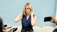 Jedar pun bercerita soal gaya rambut barunya yang disukai sang kekasih. Pool/Ismail/detikFoto.