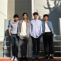Pria yang punya lebih dari lima juta pengikut di Instagram ini sering memamerkan persahabatannya dengan sejumlah lawan main, seperti Choi Siwon, Park Hyung Sik dan V BTS. Foto: Instagram