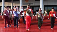 Panglima TNI Marsekal Hadi Tjahjanto tiba di Mabes TNI, Cilangkap, Jakarta Timur, untuk ikut menari Gemu Famire. Istimewa/Puspen TNI.