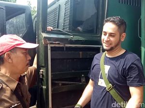 Zecky Alatas Tak Mau Peduli Suami Dhawiya Ditangkap Narkoba Lagi