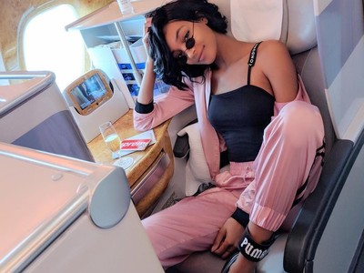 Liburan Anti Stress Mamah Muda Seksi Jourdan Dunn Liburan Anti Stress Mamah Muda Seksi Jourdan Dunn