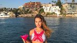 Foto: Power Rangers Pink yang Seksi & Doyan Traveling