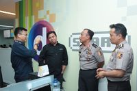Jurus Polri Tangkal Hoax di Medsos