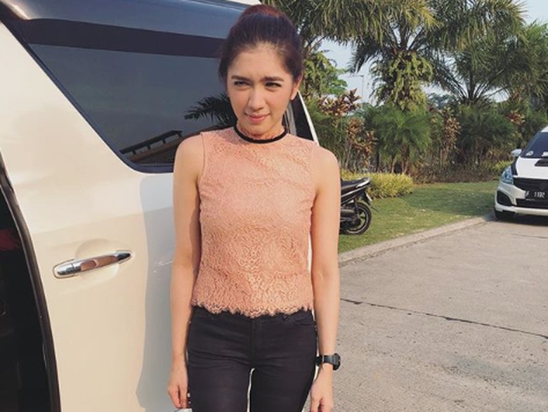 Angel Karamoy Temukan Sosok Ibu Baru, Siapa Ya? Angel Karamoy Temukan Sosok Ibu Baru, Siapa Ya?
