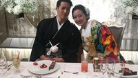 Begini nih, tampannya Daiya dalam balutan busana tradisional Jepang di acara jamuan makan pernikahannya. Foto: Instagram @daiya_seto