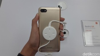 Redmi 6A dibekali kamera belakang dengan resolusi 13MP.  (Foto: detikINET/Virgina Maulita Putri)