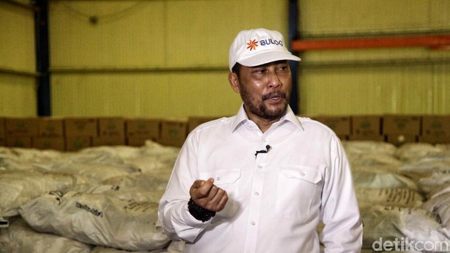 Naik Pitam soal Gudang Bulog Penuh, Buwas Semprot Mendag: Matamu