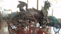 Kereta Paksi Naga Liman kereta Kesultanan Cirebon sekitar tahun 1428. Kereta ini diyakini ada sejak masa Pangeran Cakrabuana berdasarkan naskah tertulis pada Candra Sangkala (Sudirman Wamad/detikTravel)