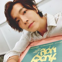Donghae dikenal dengan pria tampan berambut messy. Rambut berantakannya itulah yang membuat penggemarnya yaitu para Fishies (sebutan untuk penggemar setia Donghae) gemas. Foto: Dok. Instagram