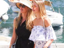 Gadis Cantik Kesayangan Steve Jobs Ini Diramal Pimpin Apple