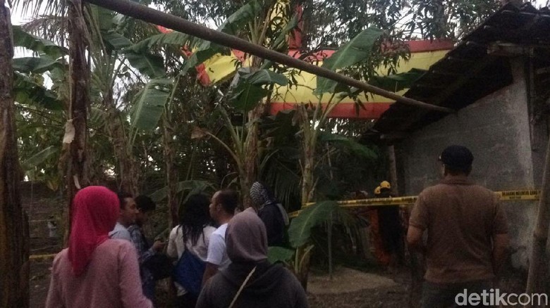 Fakta-fakta di Balik Jatuhnya Pesawat yang Diawaki Erix Soekamti Fakta-fakta di Balik Jatuhnya Pesawat yang Diawaki Erix Soekamti