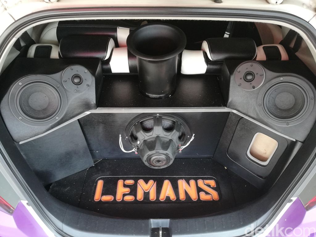 Speaker sales bass mobil