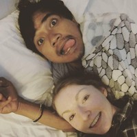 Banyak netizen yang kagum atas kisah cinta mereka. Beberapa menyebutkan jika Bayu dan Jennifer membuktikan bahwa cinta sejatinya tak memandang fisik semata. Foto: Instagram @jennifer_kumbara