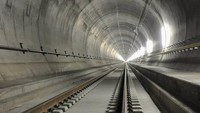 Butuh waktu 2 dekade untuk membangun jalur kereta bawah tanah terpanjang di dunia ini. Jalur kereta di Swiss ini resmi dibuka pada tahun 2016 dengan panjang 57 km. Istimewa/oddee.com.