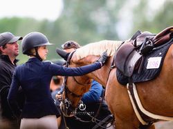 Gadis Cantik Kesayangan Steve Jobs Ini Diramal Pimpin Apple