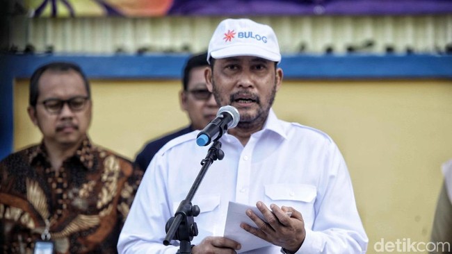Naik Pitam soal Gudang Bulog Penuh, Buwas Semprot Mendag: Matamu