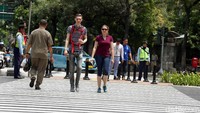 Gubernur DKI Jakarta Anies Baswedan meresmikan pelican crossing di Halte TransJakarta Bank Indonesia (BI), Thamrin, Jakpus, Selasa (4/9/2018).