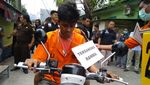 Amarah Kerabat Saat Rekonstruksi Kartel Narkoba Bakar Sekeluarga
