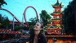 Foto: Gaya Liburan Bidadari Seksi Victorias Secret