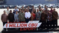 Angka lebih dari satu juta ekspor ini sekaligus menjadi bukti keseriusan Toyota Indonesia dalam memberikan kontribusi nyata terhadap pengembangan industri otomotif Indonesia terutama dalam kegiatan ekspor.
