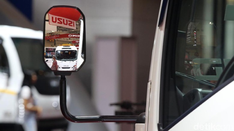 Isuzu Foto: Ari Saputra Isuzu Foto: Ari Saputra