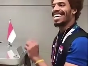 Cerita di Balik Atlet Irak Nyanyi Indonesia Raya di Imigrasi Bandara