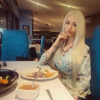 Banyak netizen yang mengkritik Valeria karena disebut terus menampilkan kepalsuan. Foto: Instagram