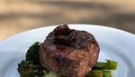 Nyam! Ini 10 Fillet Steak Juicy Plus Mashed Potato Buat Makan Siang