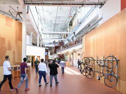 Kantor Baru Facebook yang Super Modern Ini Bikin Iri