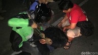 Ami dan Adit ditangkap di waktu yang berbeda. Polisi lebih dahulu menangkap Ami di kawasan Jalan Pahlawan. Dari Ami, polisi mengetahui tempat persembunyian Yonas. 