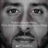 Nike baru-baru ini menjadi sorotan setelah merilis iklan terbaru untuk merayakan 30 tahun slogan legendarisnya, Just Do It. Iklan tersebut menampilkan atlet football Amerika Serikat Colin Kaepernick dengan tulisan Believe in Something. Even if it means sacrificing everything. Kalimat tersebut bisa diartikan, Yakinilah sesuatu, meski harus mengorbankan semuanya. (Foto: Dok. Nike)